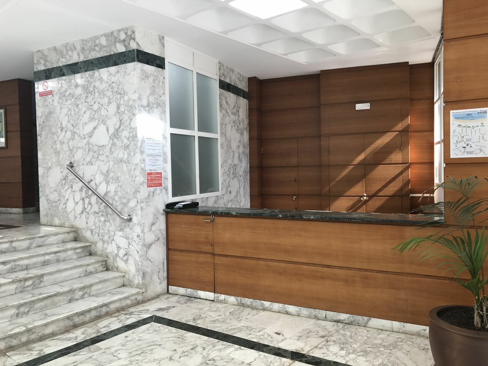 Costa Dorada Apartments Σαλού Εξωτερικό φωτογραφία